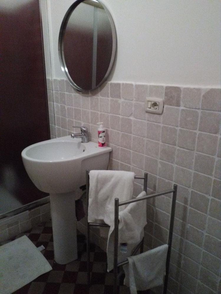 Ivana B&B Catania Luaran gambar