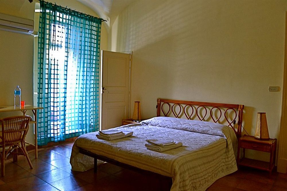 Ivana B&B Catania Luaran gambar
